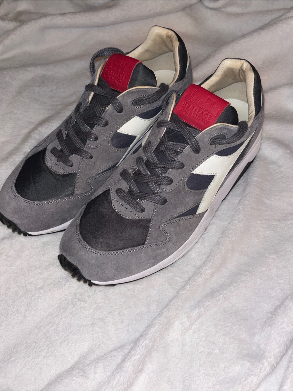 Diadora Heritage Eclipse Italia Gray and White Sneakers with Red Tongue